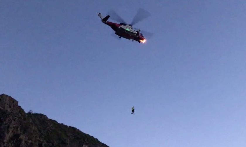 Flintshire based search and rescue team called into action to assist 3 men stuck on a quarry face