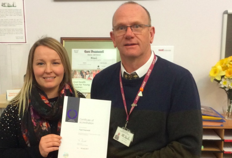 Top ‘Investor in People’ Award for Flintshire Primary School