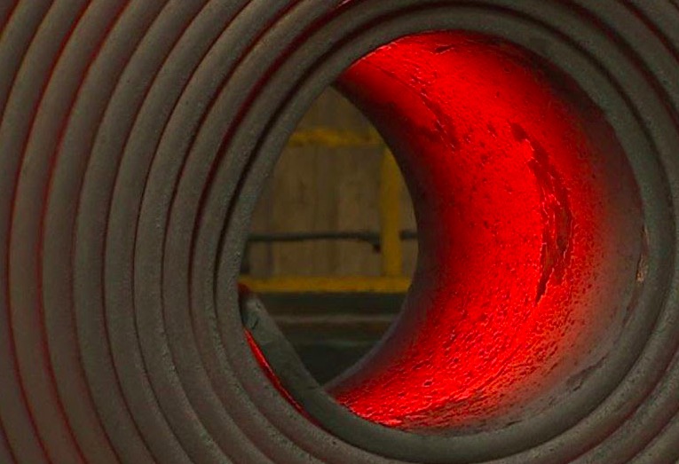 Theresa May tells Donald Trump of her ‘deep concern’ over his EU steel tariff plan