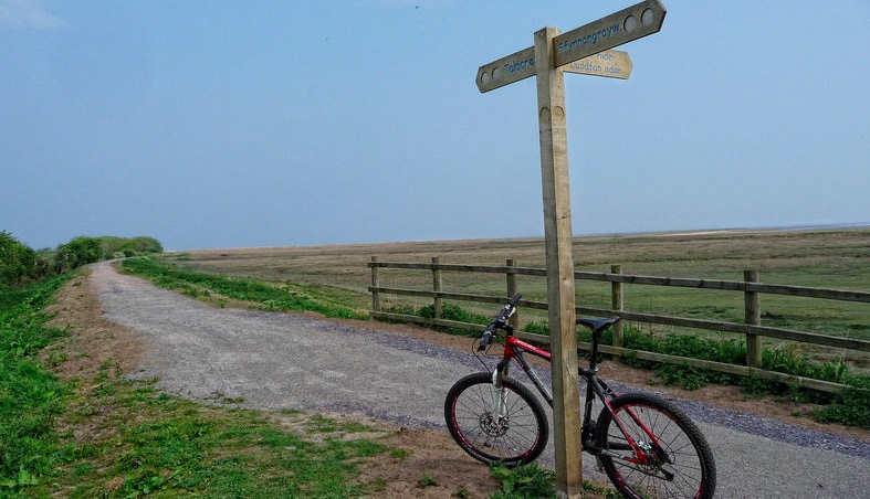 Free drinking water scheme along Wales coast path in bid fight plastic pollution