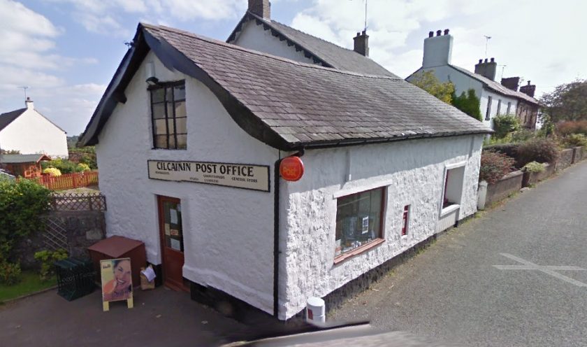 Proposals to turn an old post office in Cilcain into a holiday let look set to get the go ahead