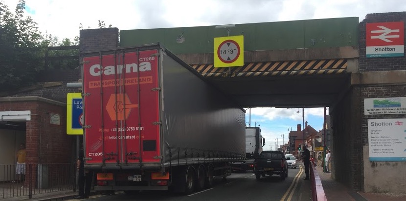 Flintshire receives over £800,000 in Welsh Government cash to help protect low railway bridges and address A548 flooding
