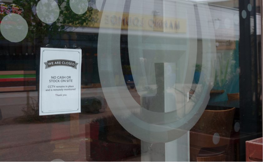 Pubs and bars could be forced to close if COVID rules are flouted – Welsh Gov says ‘it will take action’