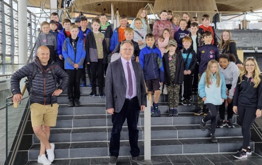 Flintshire primary school children pay visit to Senedd in Cardiff