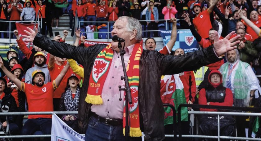 Agent attempted to lure iconic singer Dafydd Iwan into fake plot to kill Prince of Wales
