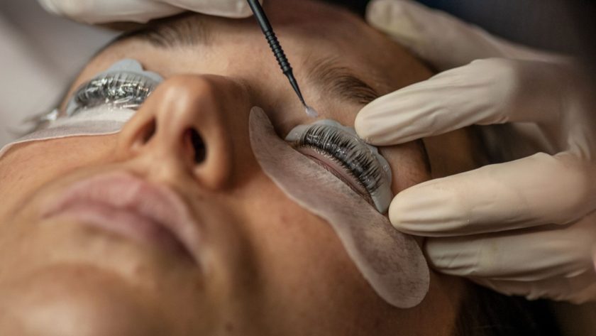 Revolutionising eye beauty: advanced lash lifting techniques unveiled