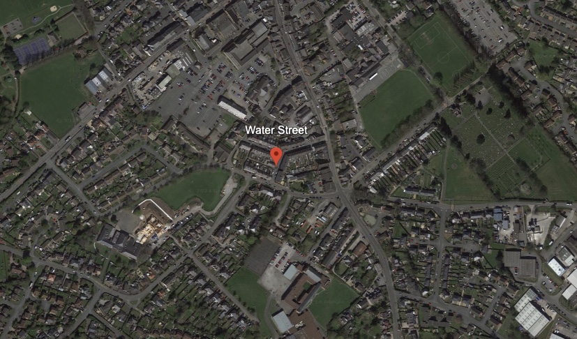 Young woman and child victims in Mold street robbery, police appeal for witnesses