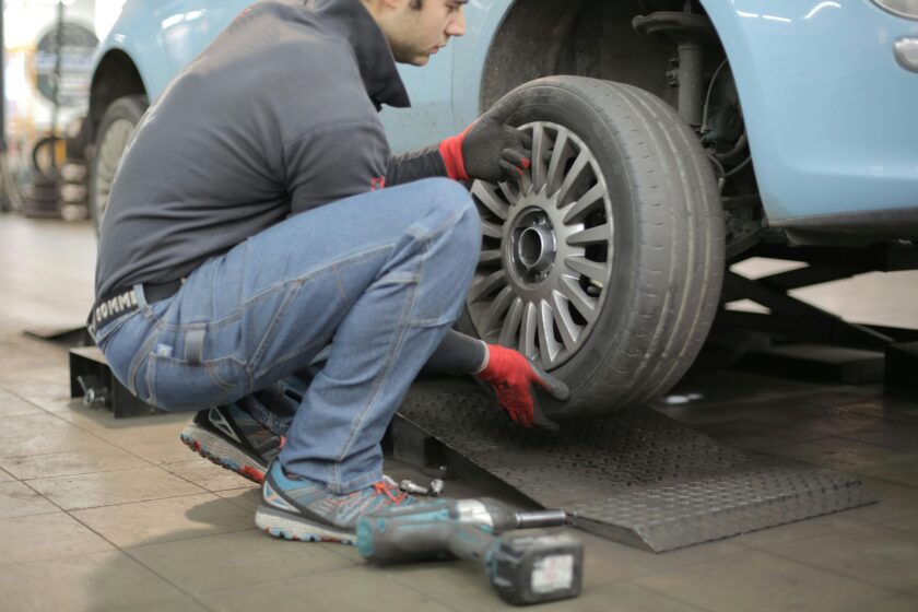 Mobile Tyre Fitting in Wakefield: Emergency Assistance When You Need It