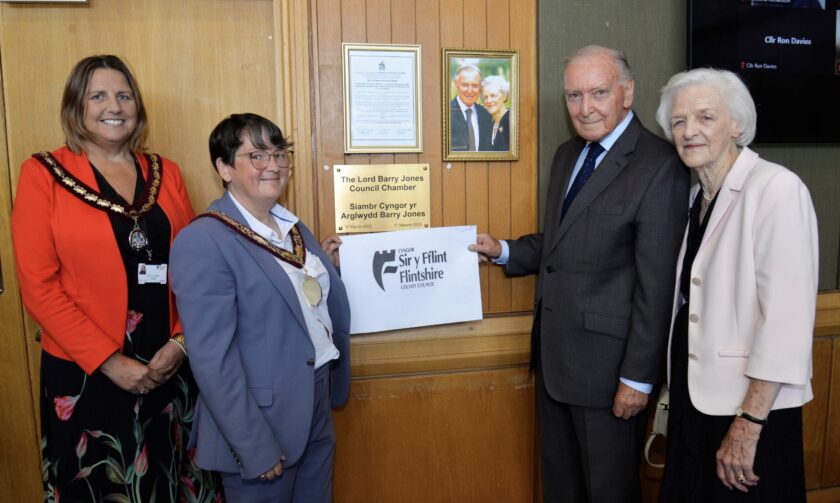 Lord Barry Jones praises Flintshire as ‘finest council in Wales’